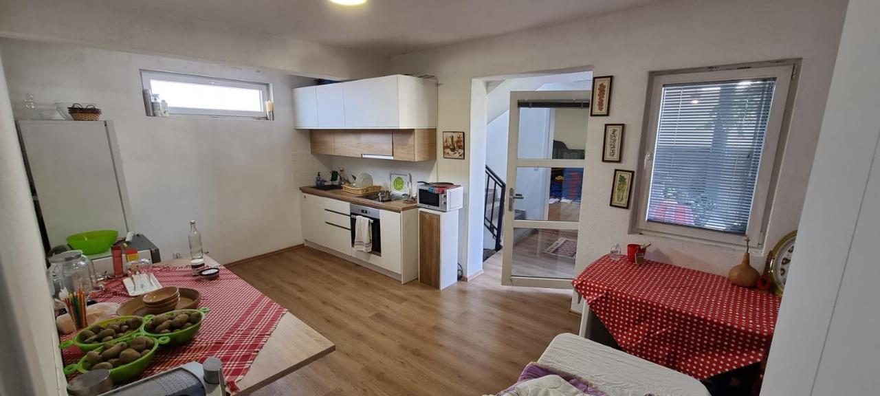 Bora Hotell Peje Eksteriør bilde